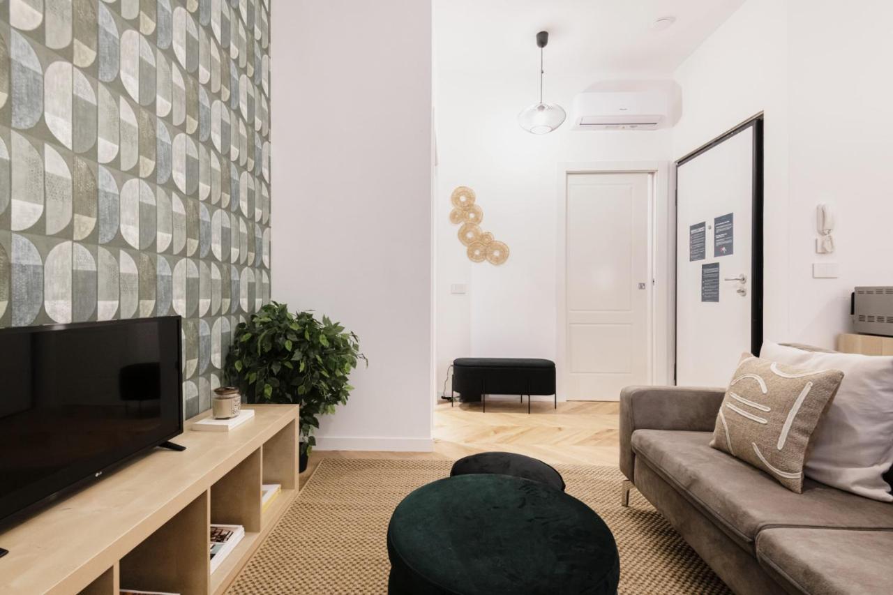 ミラノEasylife - Oasi Di Stile A 10Min Dal Duomoアパートメント エクステリア 写真